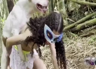 Nice tits MILF dealing with a juicy animal boner